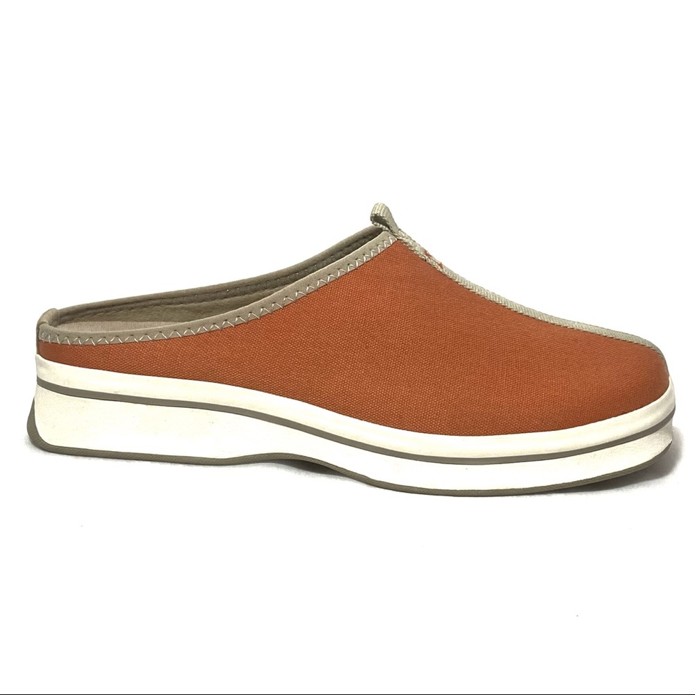 NEW Tommy Bahama | Women’s slip on shoes (orange) size 9.5